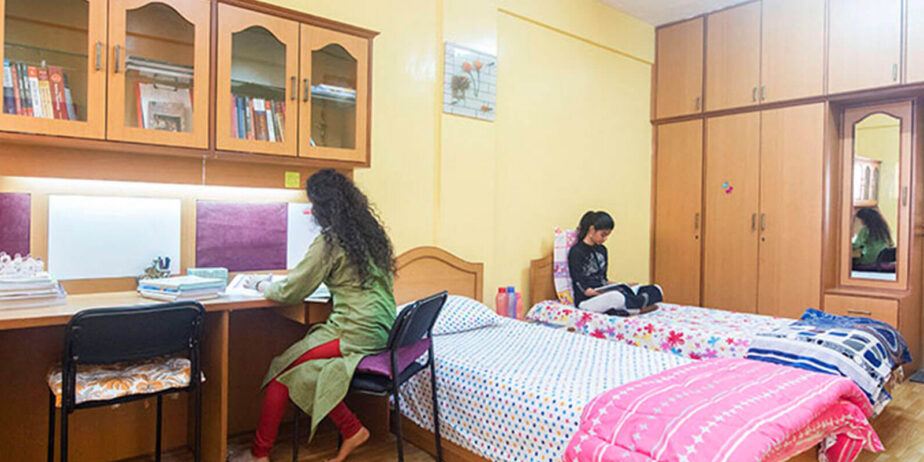 Girls-Hostel