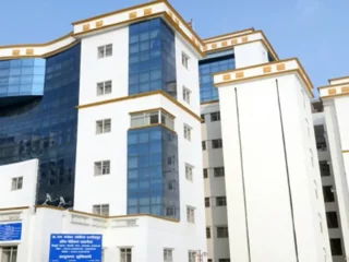 Dr.-Ram-Manohar-Lohia-Institute-of-Medical-Sciences-Lucknow-1