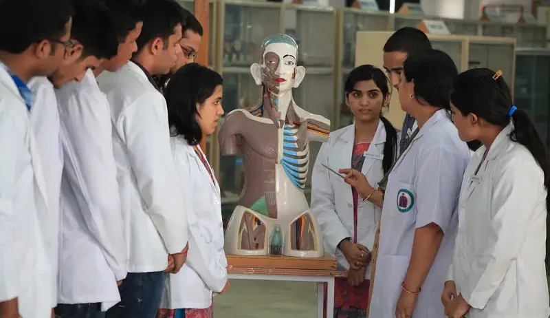 Era-Lucknow-Medical-College-9