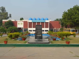 Jawaharlal-Nehru-Medical-College-Aligarh-2