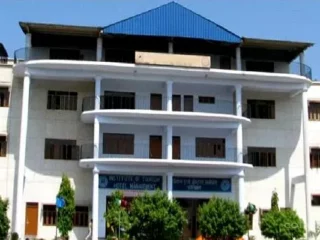 Maharani-Laxmi-Bai-Medical-College-4