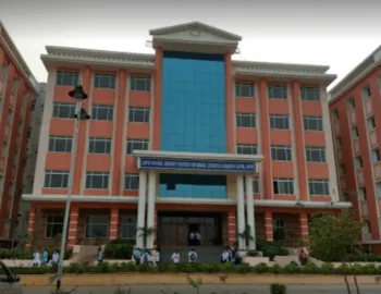 Jaipur-National-Universitys-Institute-of-Medical-Sciences-Research-Centre