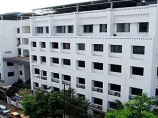 Lokmanya-Tilak-Municipal-Medical-College-Sion-Mumbai-11-1