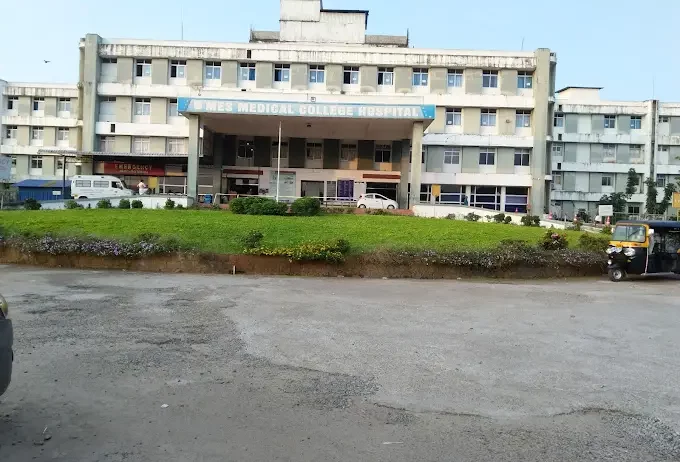 M-E-S-Medical-College-Perintalmanna-Malappuram-Distt.-Kerala-1