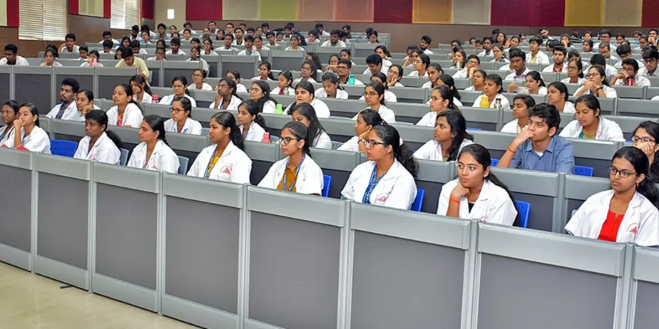 Sri-Ramachandra-Medical-College-Research-Institute-Chennai-1